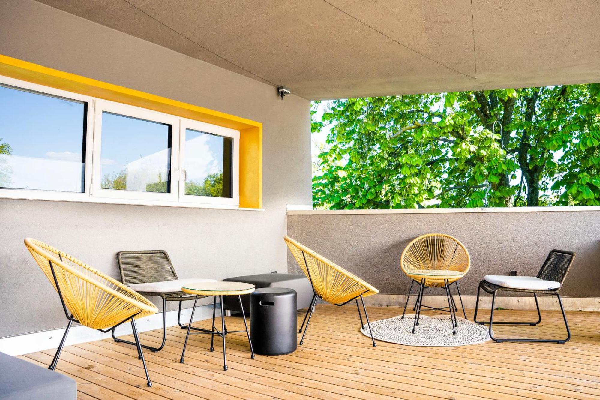 The Base Berlin One Hotel Екстериор снимка